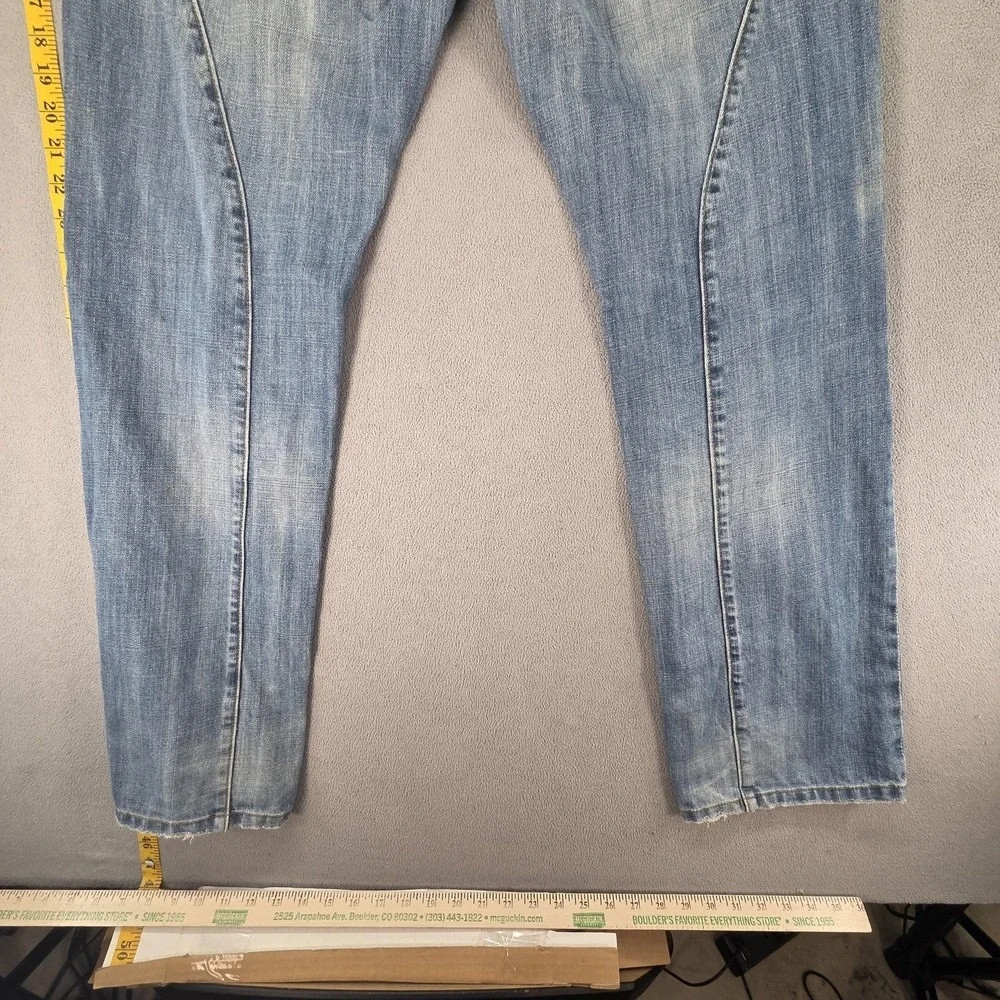 Levis Mens Jeans Blue Light Wash Regular Straight Fits 30x31‎